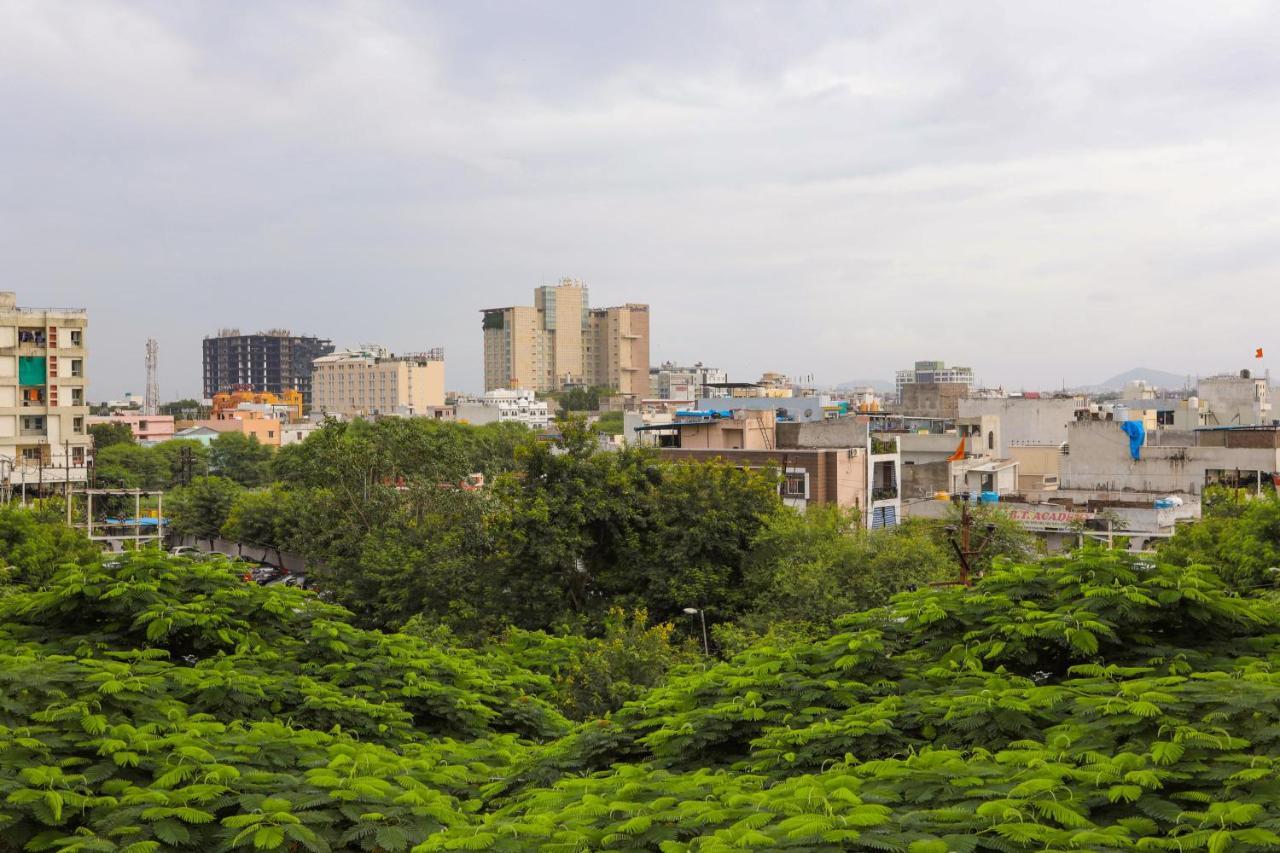 Treebo Trend Paradise, Indore Hotel Екстериор снимка